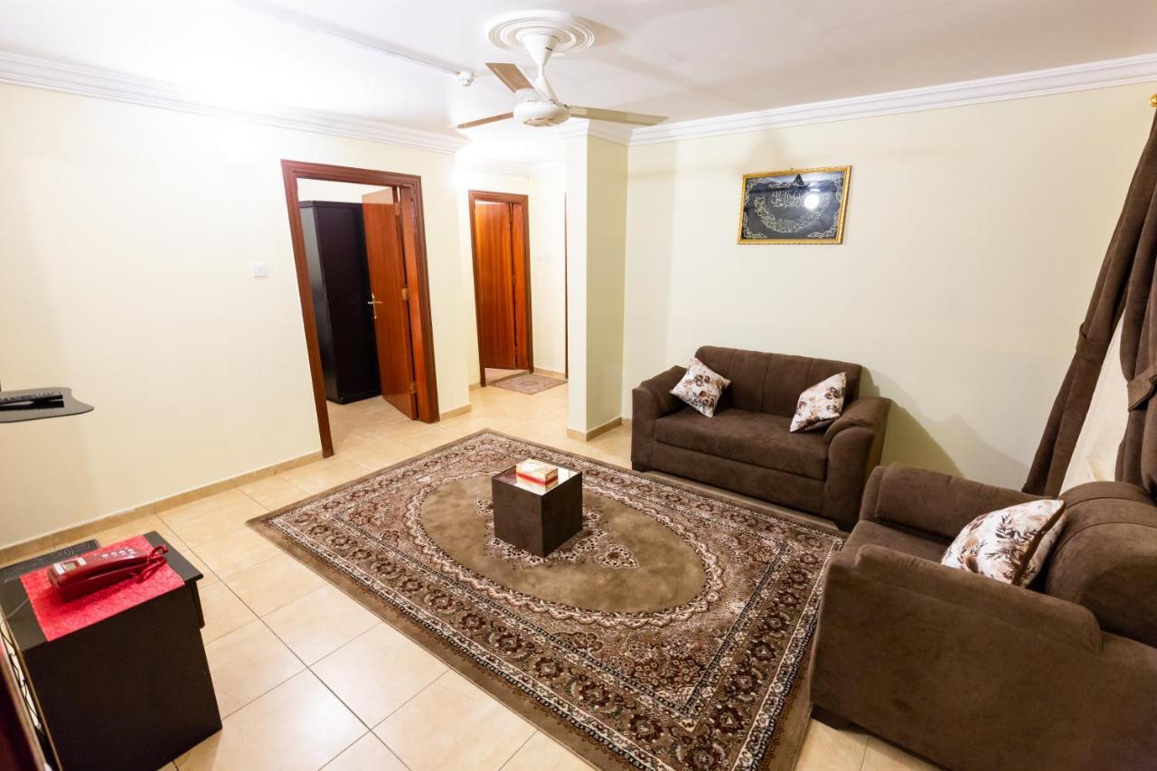 Al Eairy Apartments - Al Taif ภายนอก รูปภาพ